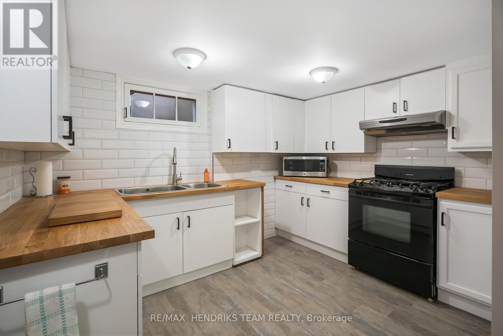 Photo 26 of 7 Kamla Drive, St Catharines ON
