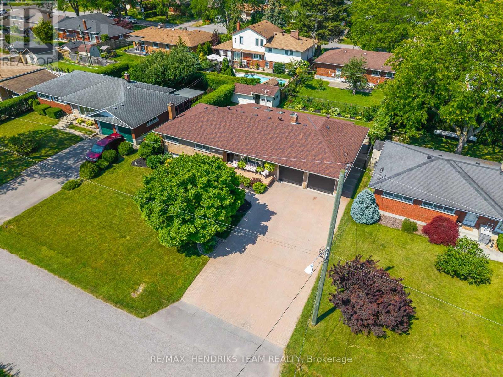 Photo 44 of 7 Kamla Drive, St Catharines ON