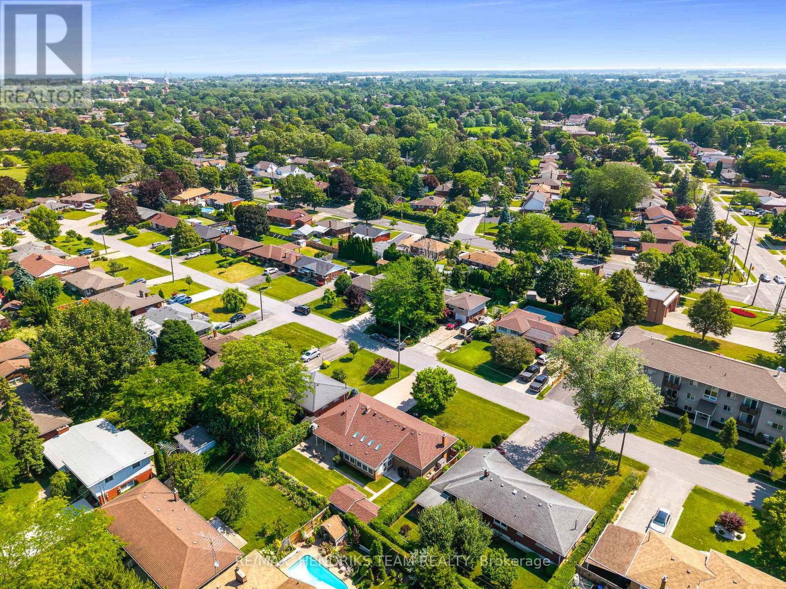 Photo 45 of 7 Kamla Drive, St Catharines ON