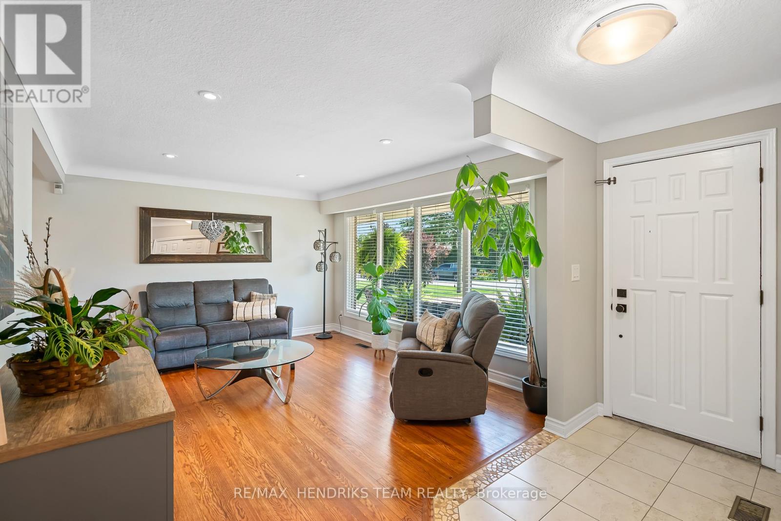 Photo 5 of 7 Kamla Drive, St Catharines ON