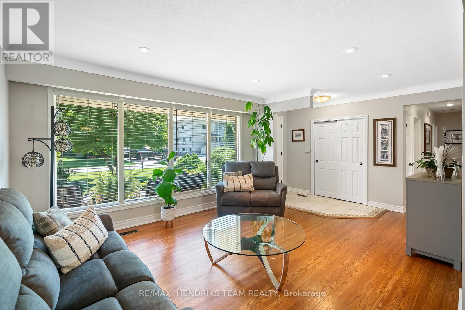 Photo 6 of 7 Kamla Drive, St Catharines ON