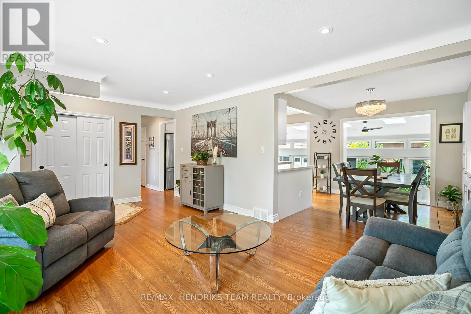 Photo 7 of 7 Kamla Drive, St Catharines ON
