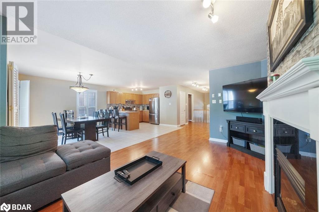 Photo 37 of 15 Rose Valley Way, Simcoe ON