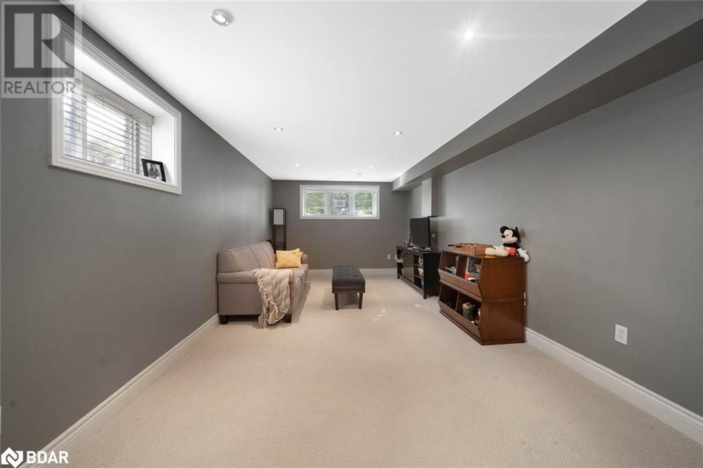 Photo 38 of 15 Rose Valley Way, Simcoe ON