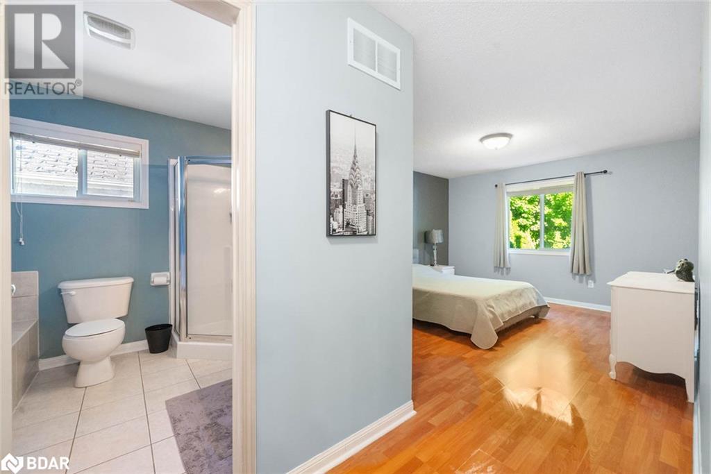 Photo 3 of 15 Rose Valley Way, Simcoe ON