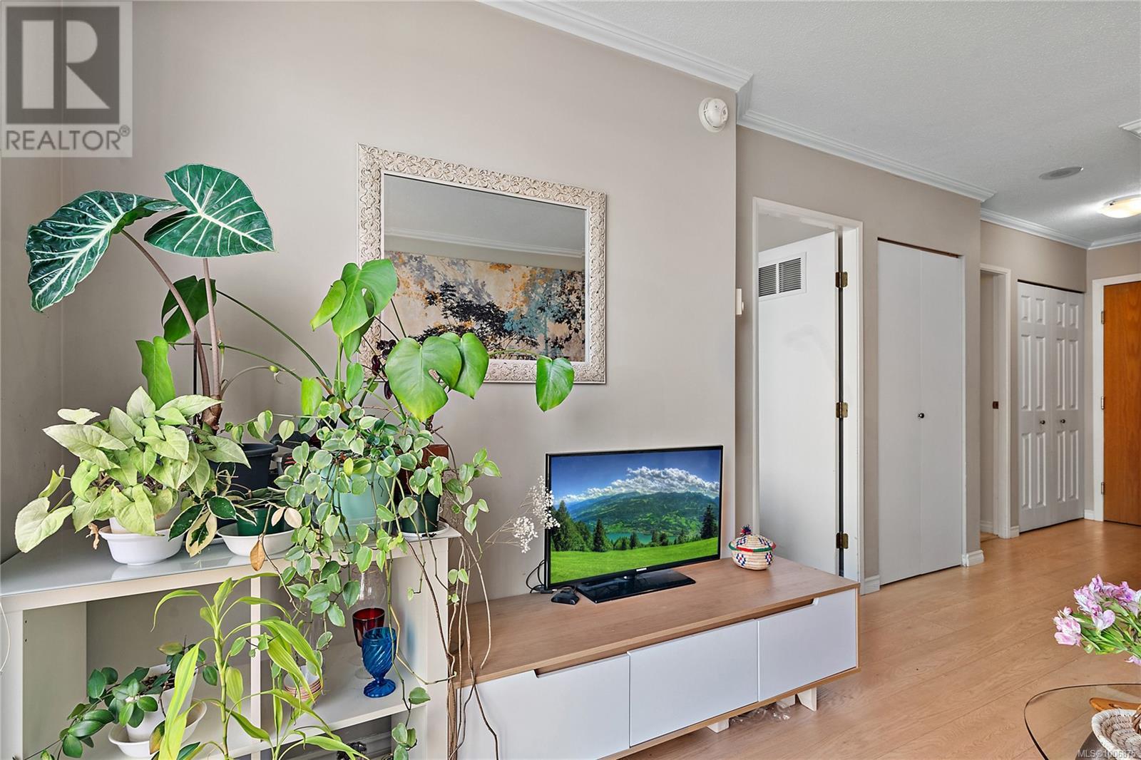 Photo 19 of 609 835 View St, Victoria BC