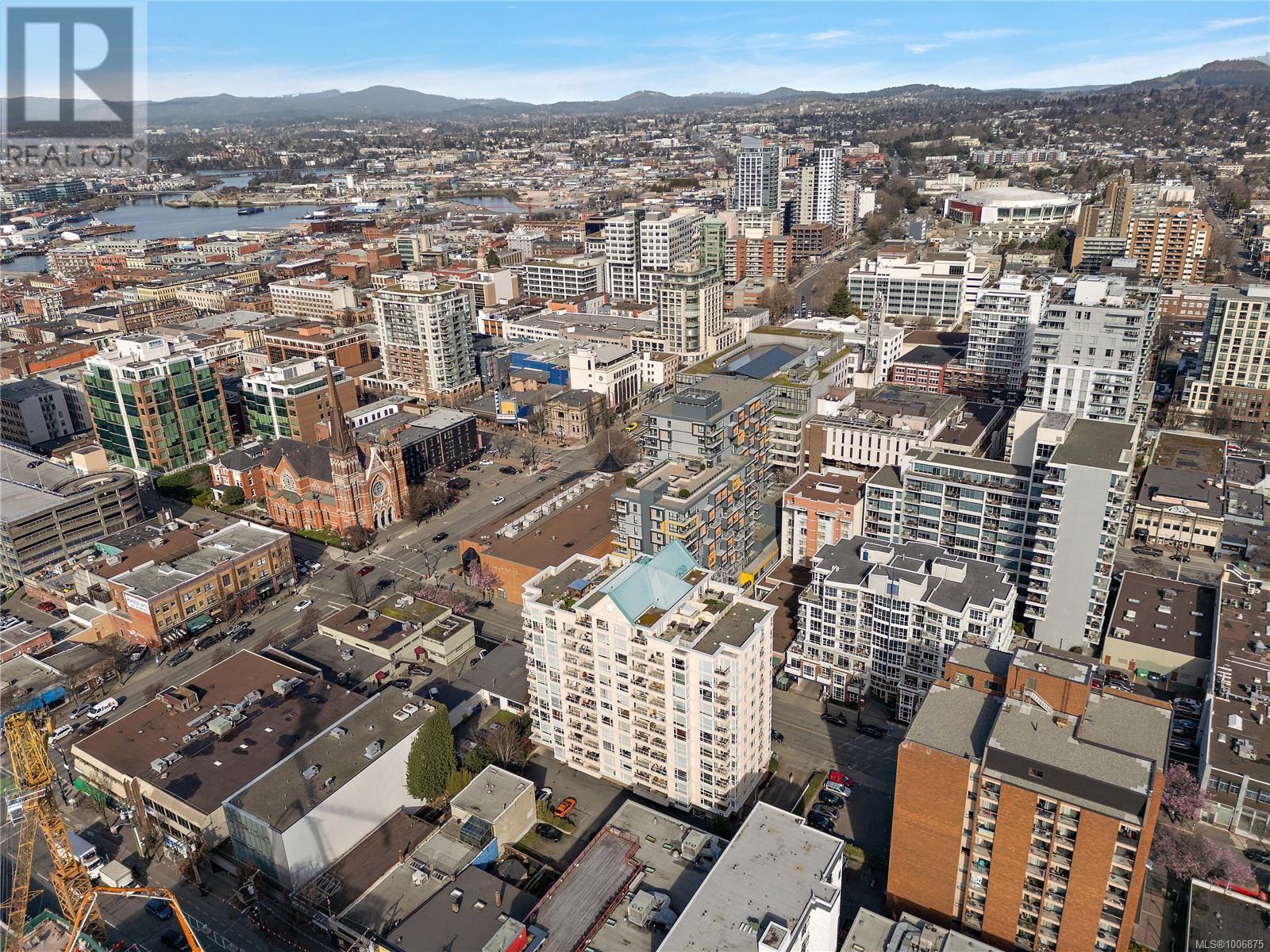 Photo 7 of 609 835 View St, Victoria BC