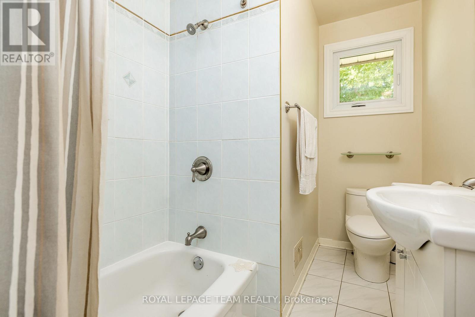 Photo 8 of 2740 Moncton Road, Ottawa ON