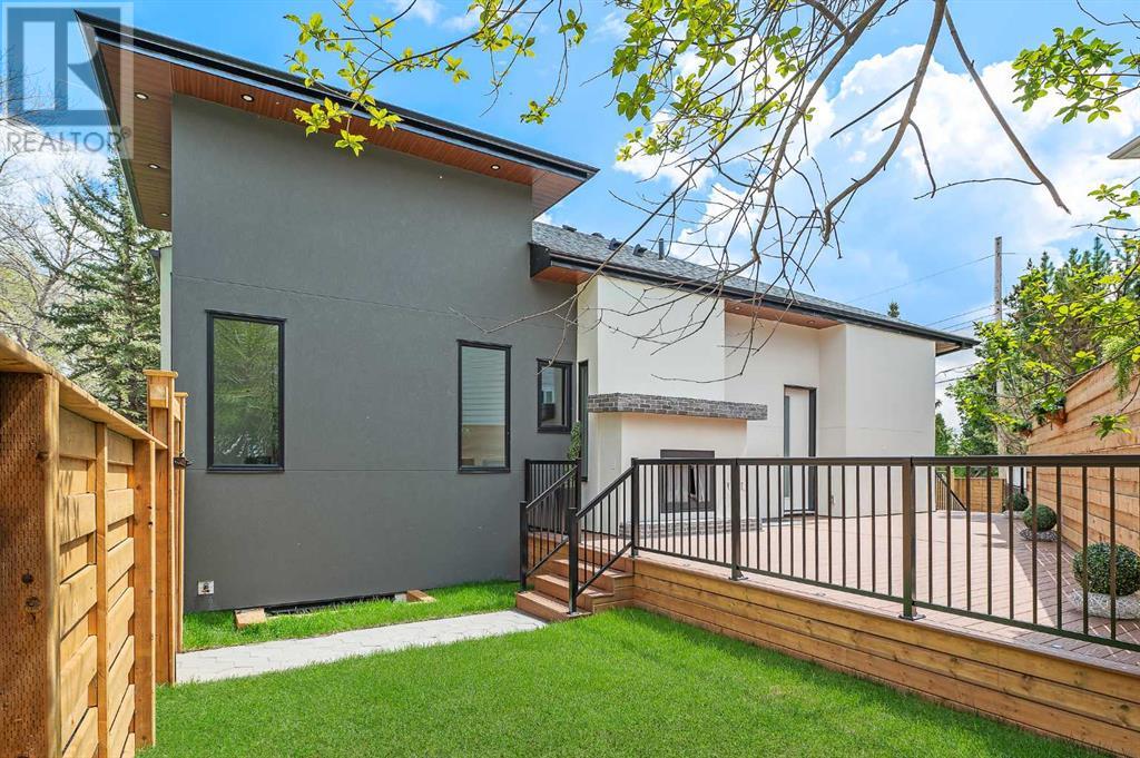 Single Family House Bungalow for Sale in   Avenue NW Cambrian Heights Calgary 