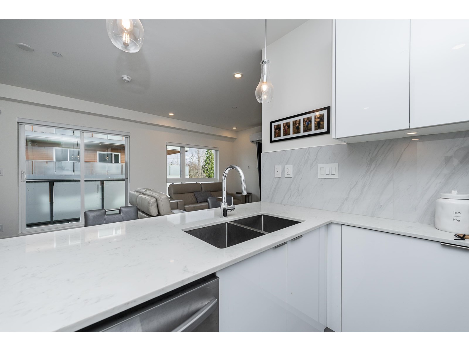 Photo 5 of A 303 8447 202 Street, Langley BC