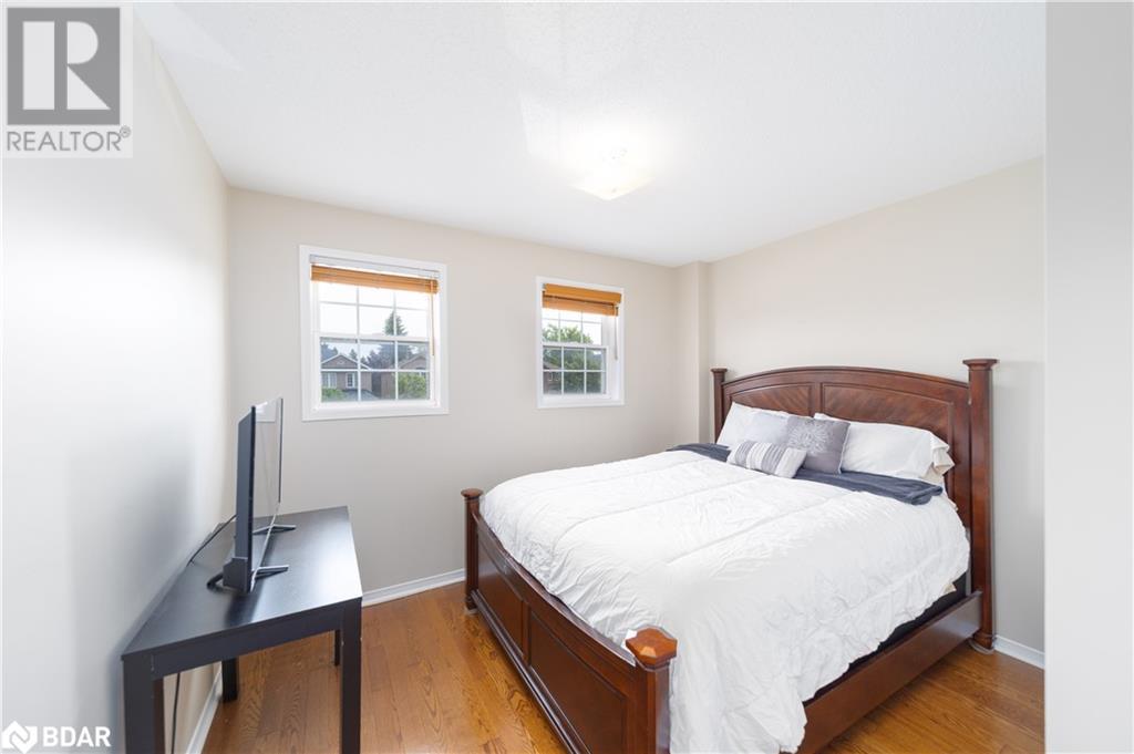 Photo 13 of 1202 Andrade Lane, Innisfil ON