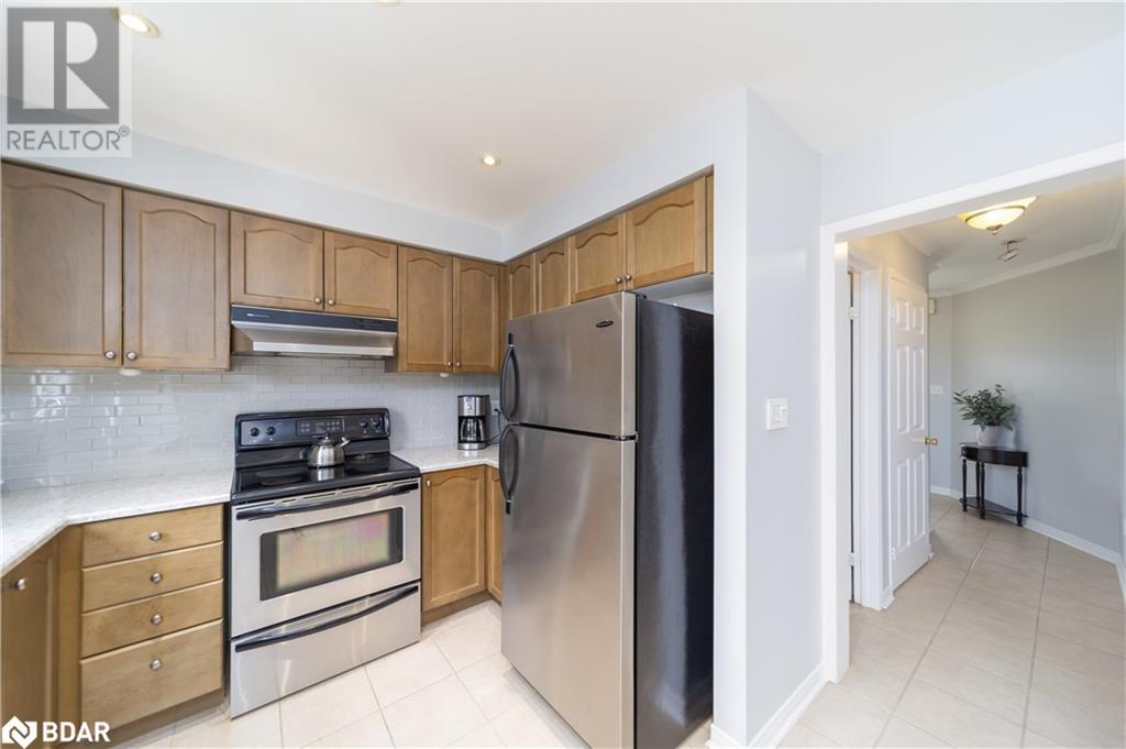 Photo 4 of 1202 Andrade Lane, Innisfil ON