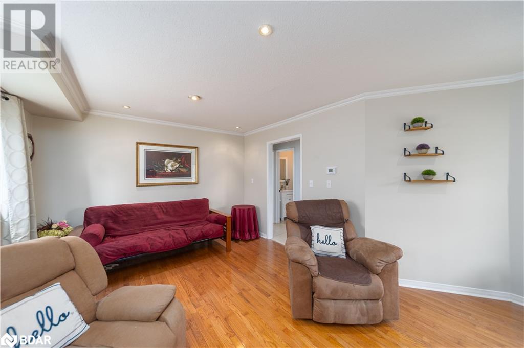 Photo 8 of 1202 Andrade Lane, Innisfil ON