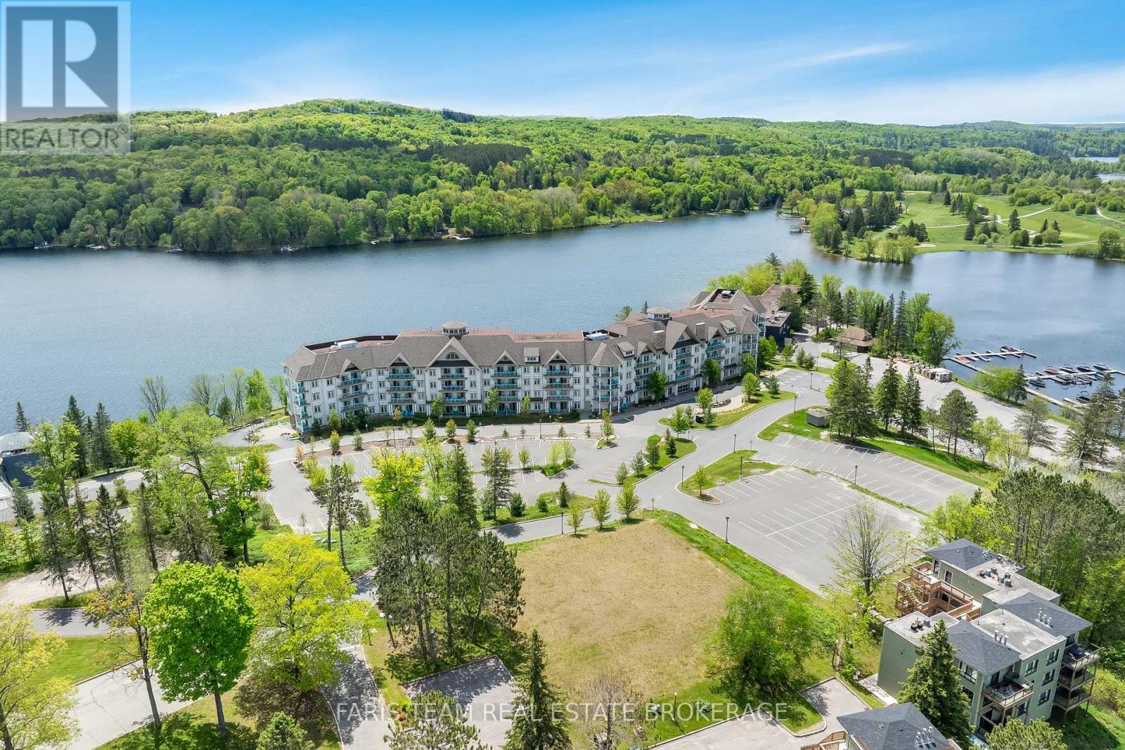 Photo 8 of 218 25 Pen Lake Point Road, Huntsville ON