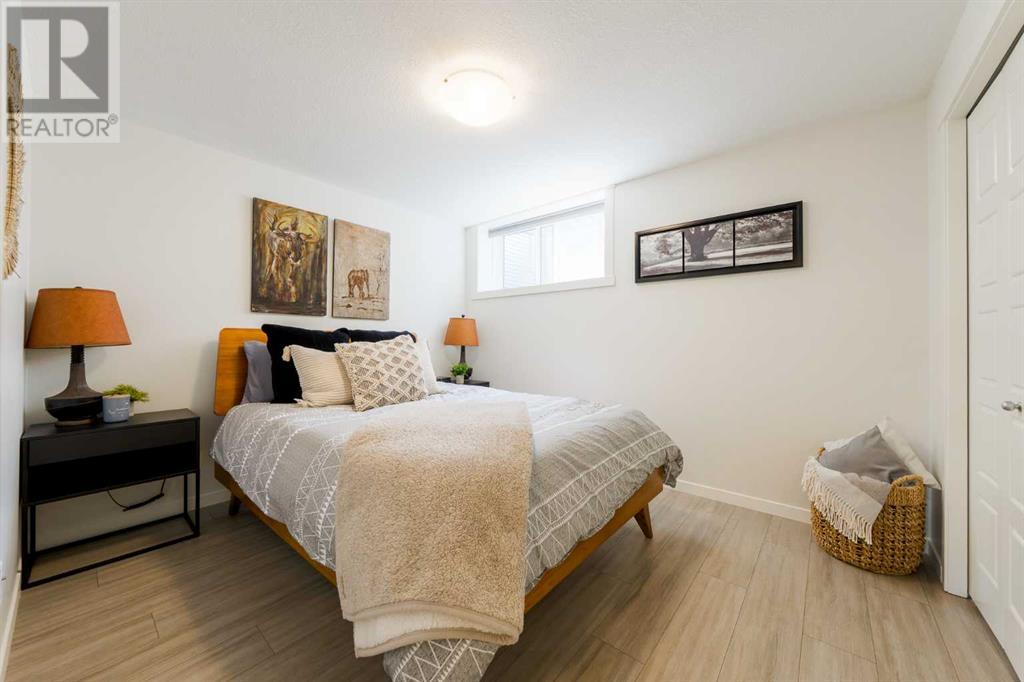 Single Family House for Sale in   Rowley Way NW Haskayne Calgary 