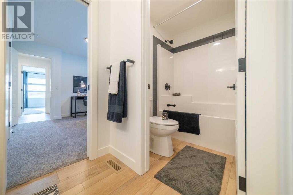 Single Family House for Sale in  Sora Terrace SE Hotchkiss Calgary 
