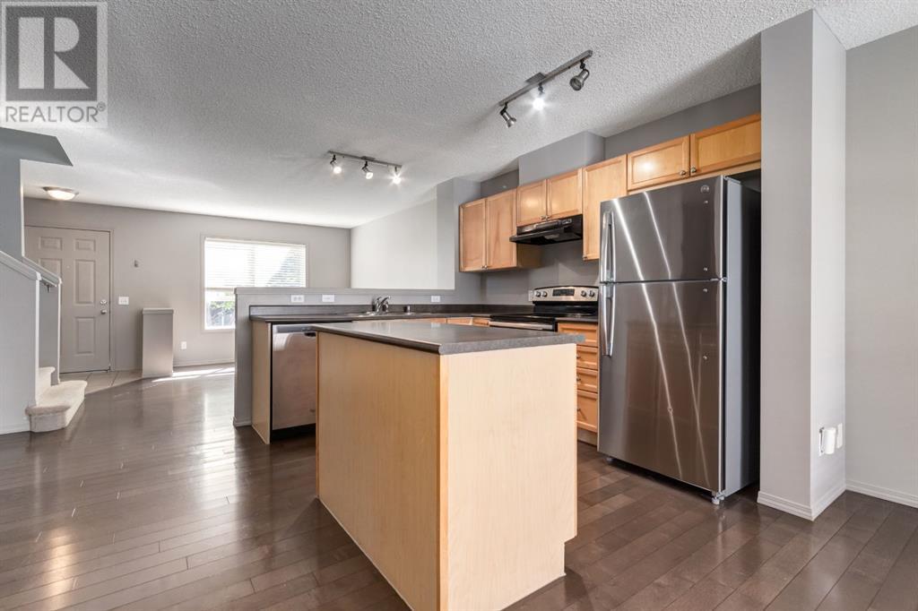 Single Family House for Sale in  Tuscany Court NW Tuscany Calgary 