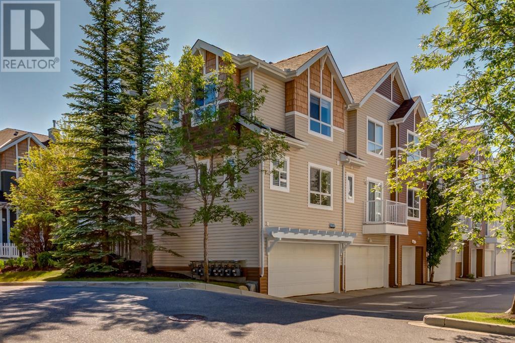 Single Family House for Sale in  Tuscany Court NW Tuscany Calgary 