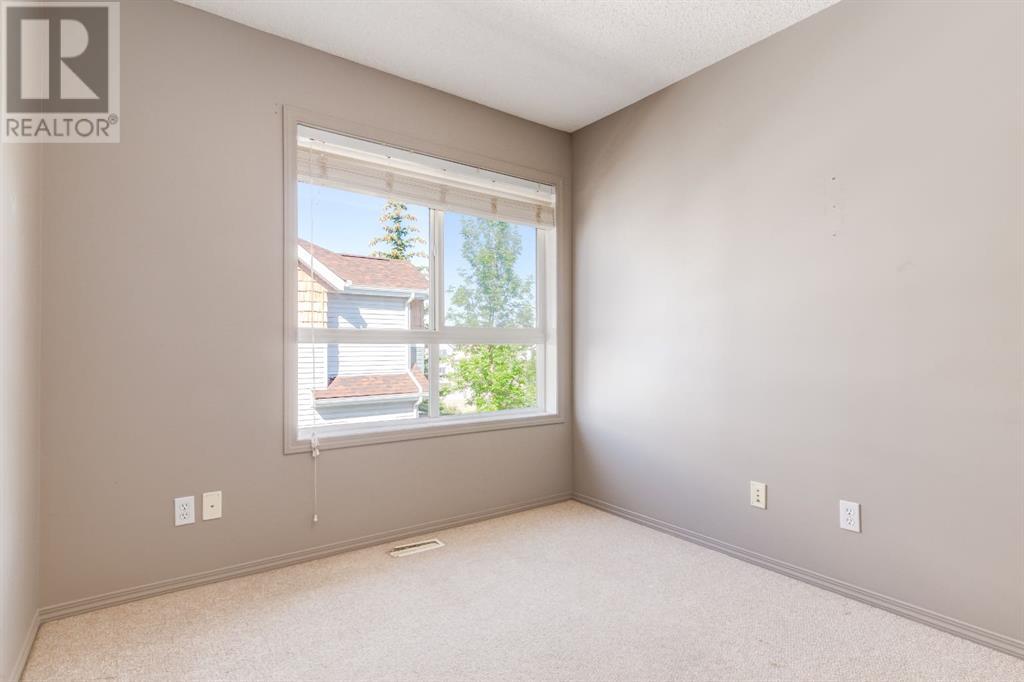 Single Family House for Sale in  Tuscany Court NW Tuscany Calgary 