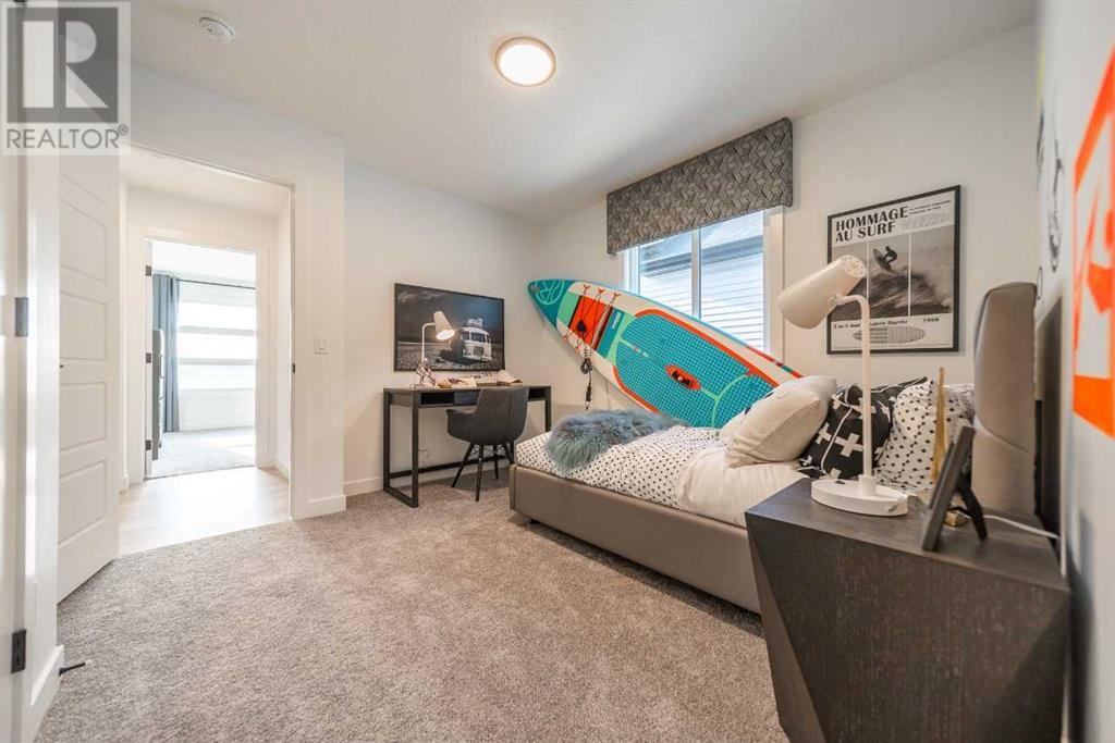 Single Family House for Sale in  Creekside Path SW Pine Creek Calgary 