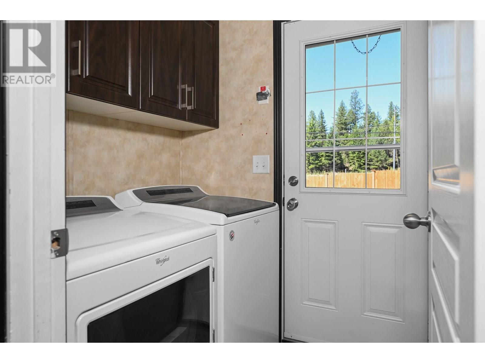 Photo 20 of 8614 Hwy 93 95 Highway Unit 6, Dry Gulch BC