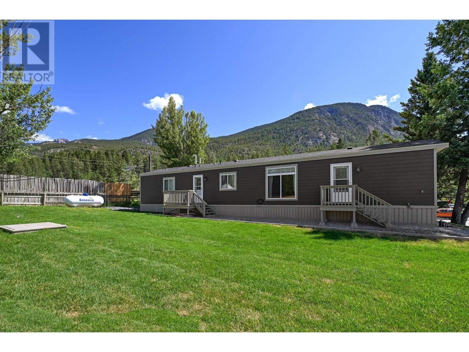 Photo 19 of 8614 Hwy 93 95 Highway Unit 6, Dry Gulch BC