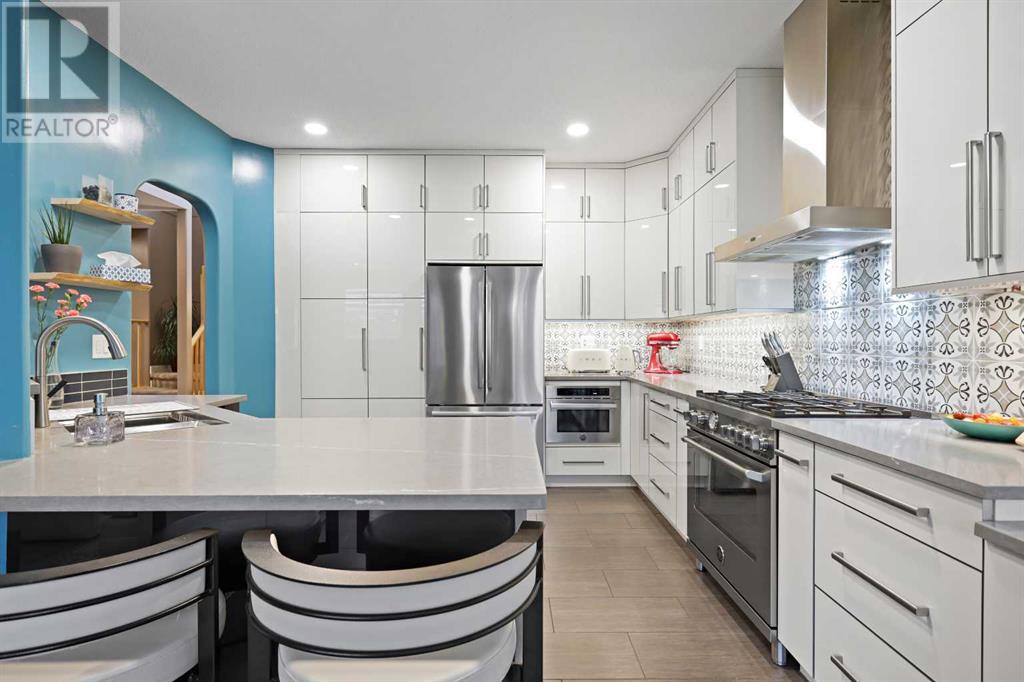 Single Family House for Sale in  Springbank Mount SW Springbank Hill Calgary 