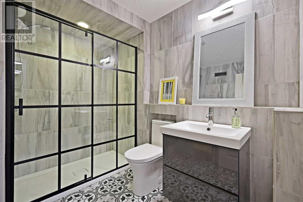 Single Family House for Sale in  Springbank Mount SW Springbank Hill Calgary 