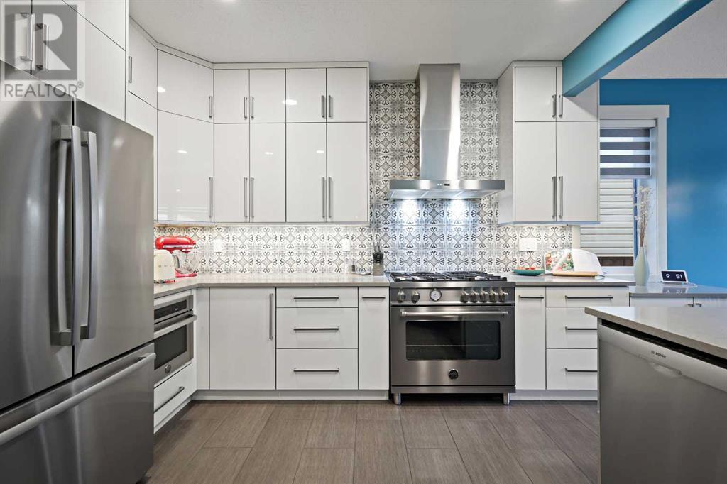 Single Family House for Sale in  Springbank Mount SW Springbank Hill Calgary 