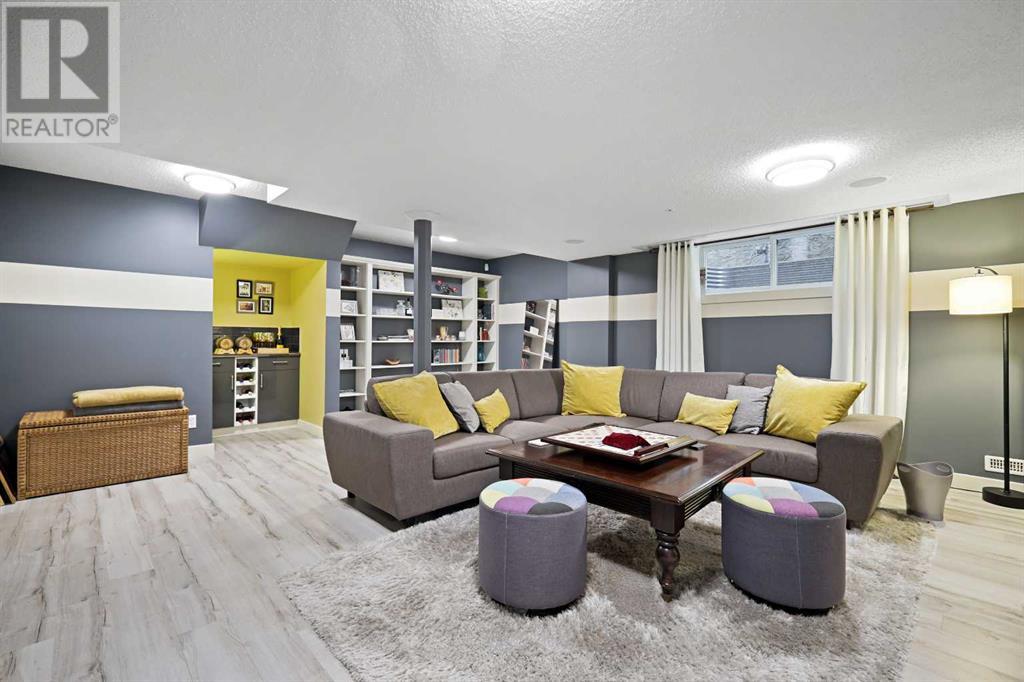 Single Family House for Sale in  Springbank Mount SW Springbank Hill Calgary 
