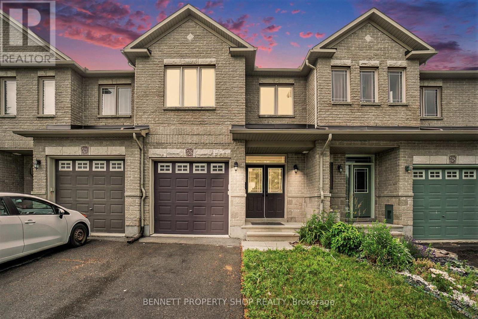 Photo 21 of 526 Pepperville Crescent N, Ottawa ON