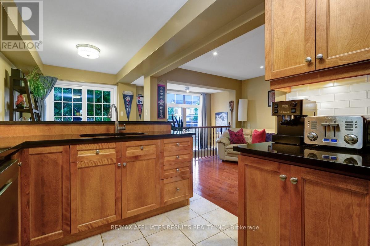 Photo 13 of 310 Silbrass Private, Ottawa ON