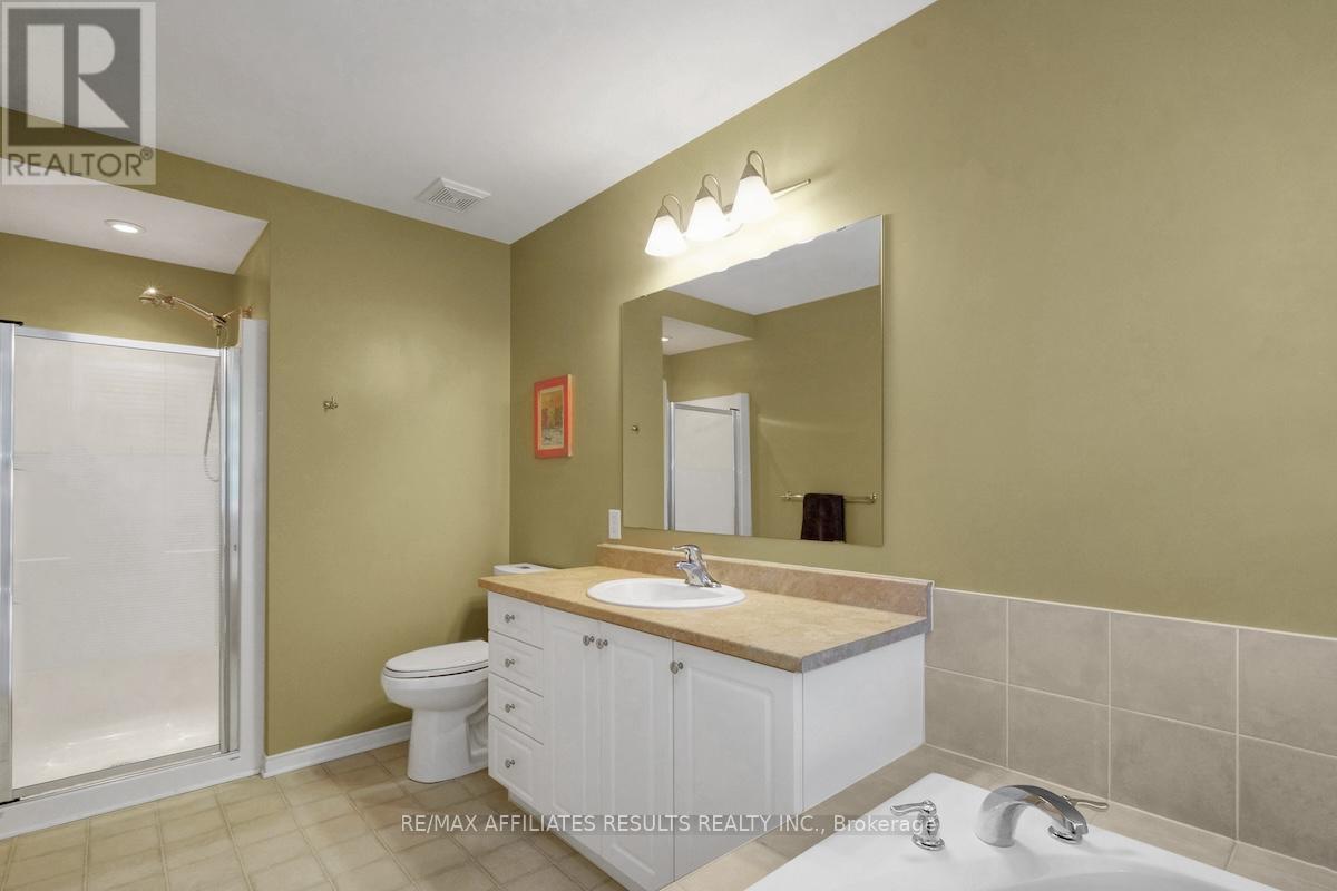 Photo 30 of 310 Silbrass Private, Ottawa ON