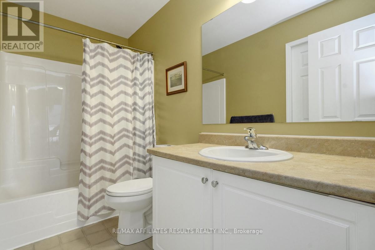 Photo 32 of 310 Silbrass Private, Ottawa ON