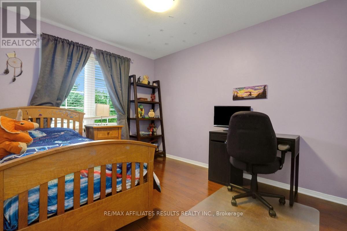 Photo 33 of 310 Silbrass Private, Ottawa ON