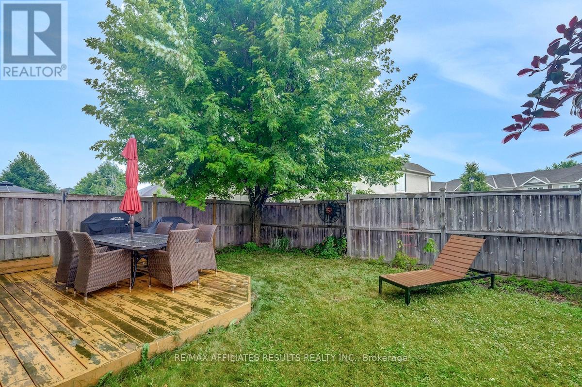 Photo 46 of 310 Silbrass Private, Ottawa ON