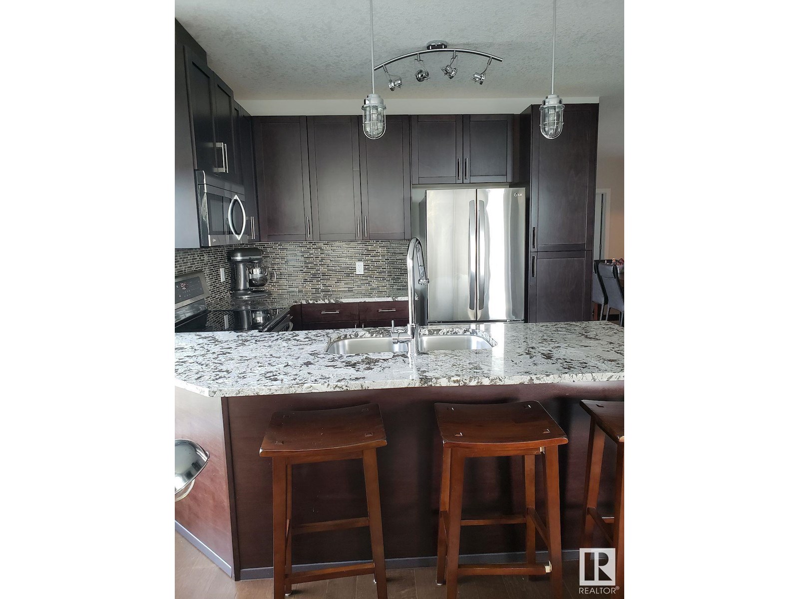 Photo 5 of 416 5151 Windermere Bv Sw, Edmonton AB
