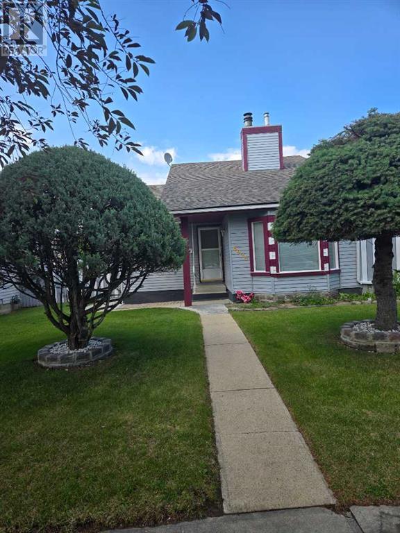 Single Family House Bungalow for Sale in   Avenue NE Abbeydale Calgary 