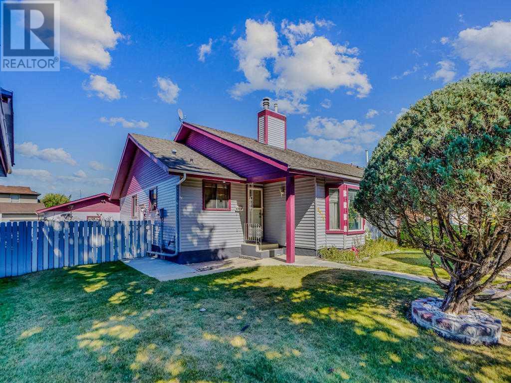 Single Family House Bungalow for Sale in   Avenue NE Abbeydale Calgary 