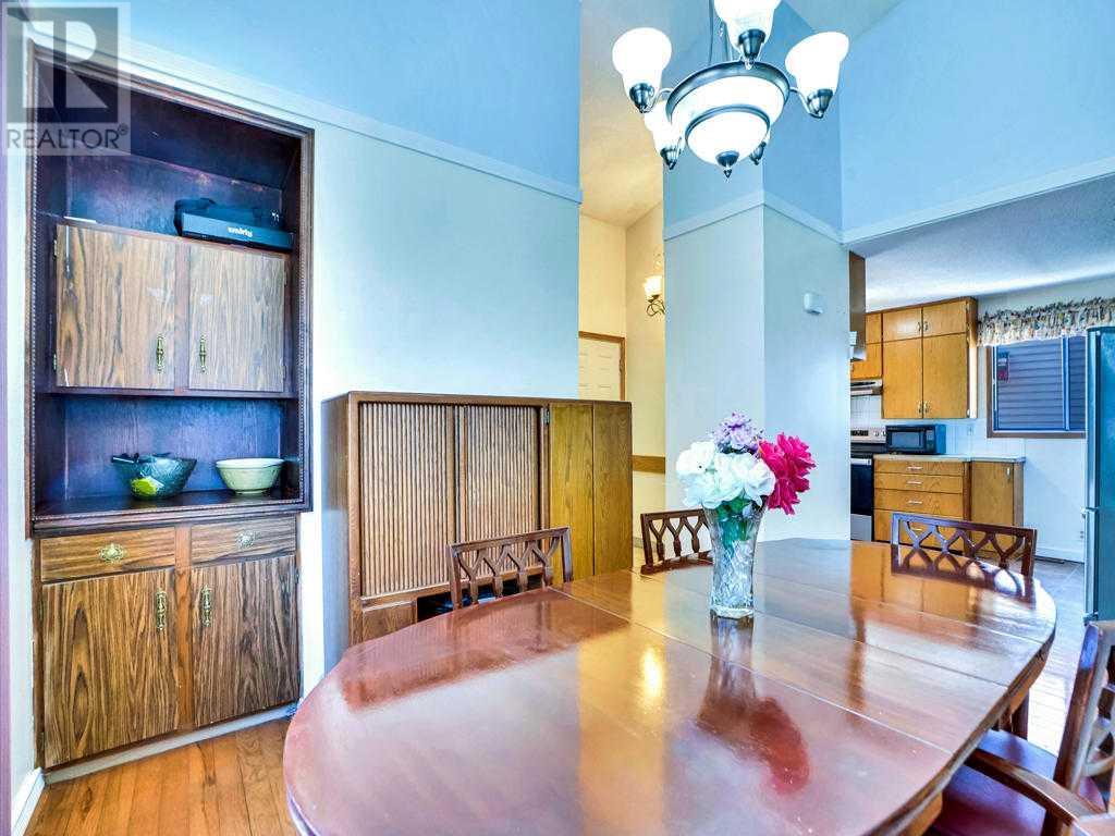 Single Family House Bungalow for Sale in   Avenue NE Abbeydale Calgary 