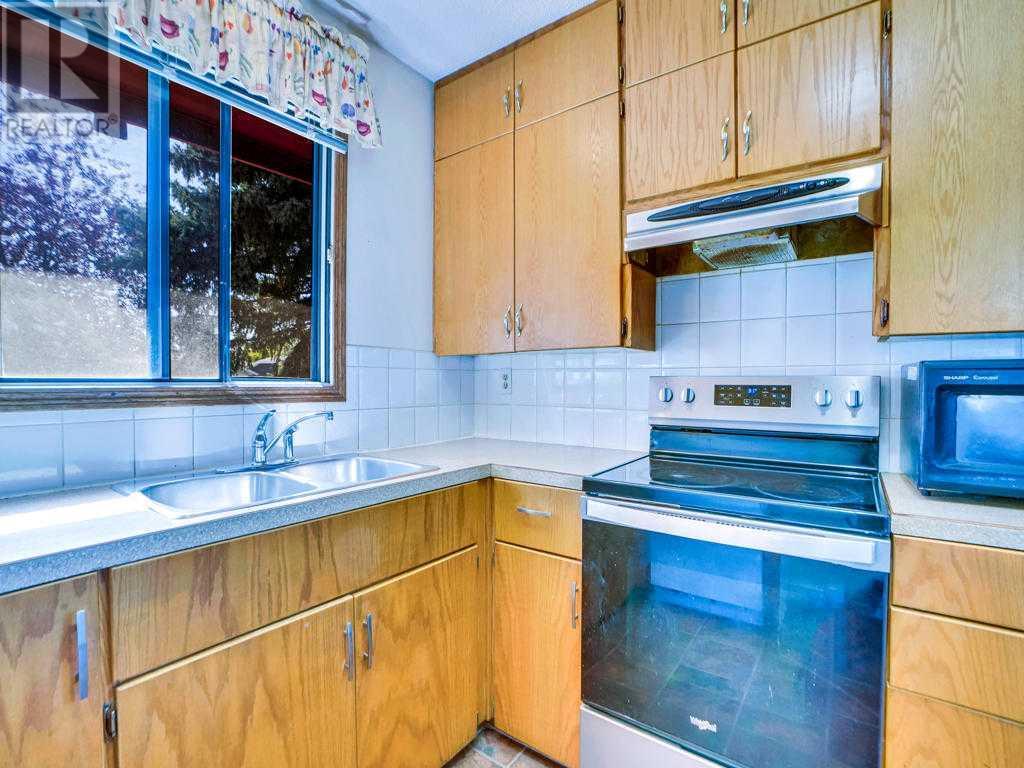 Single Family House Bungalow for Sale in   Avenue NE Abbeydale Calgary 