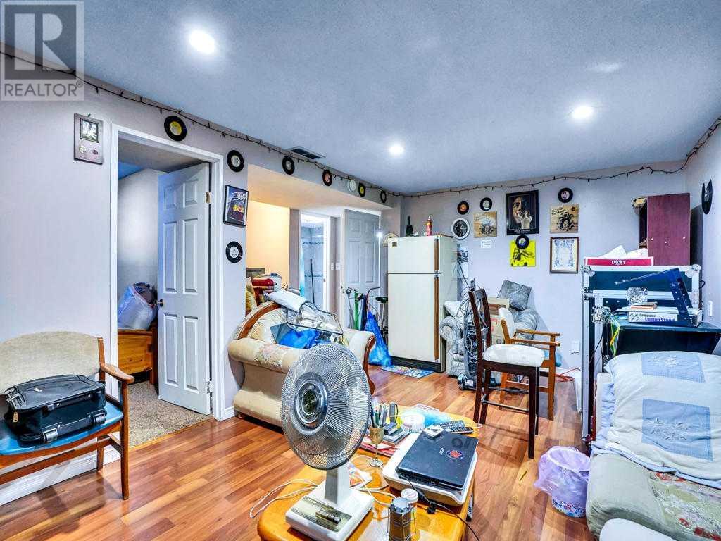 Single Family House Bungalow for Sale in   Avenue NE Abbeydale Calgary 
