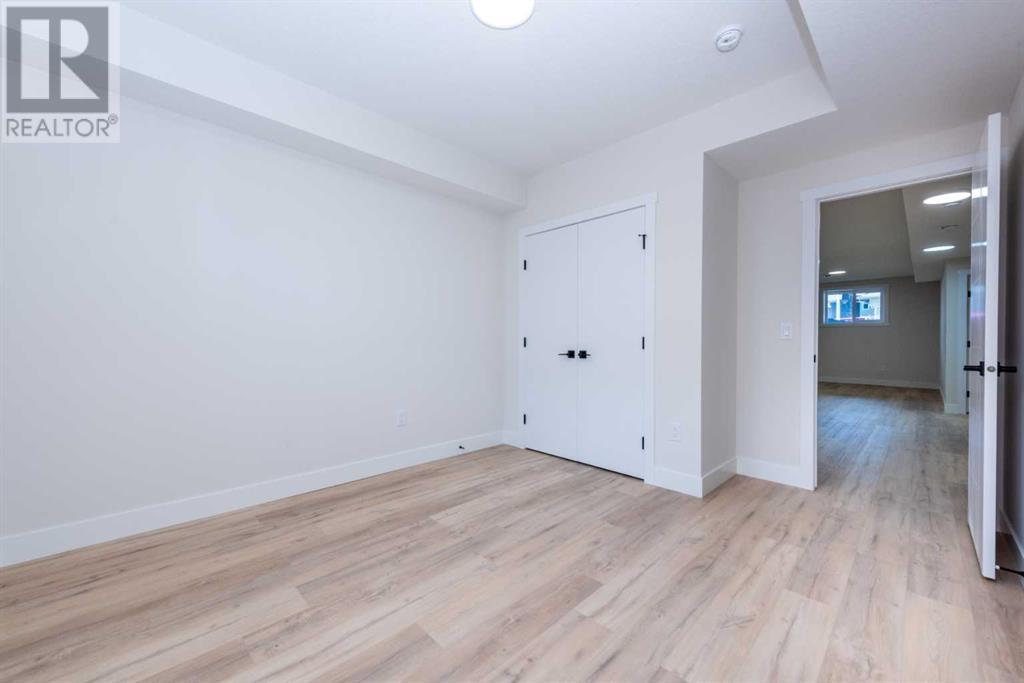Single Family House for Sale in  Saddlelake Manor NE Saddle Ridge Calgary 