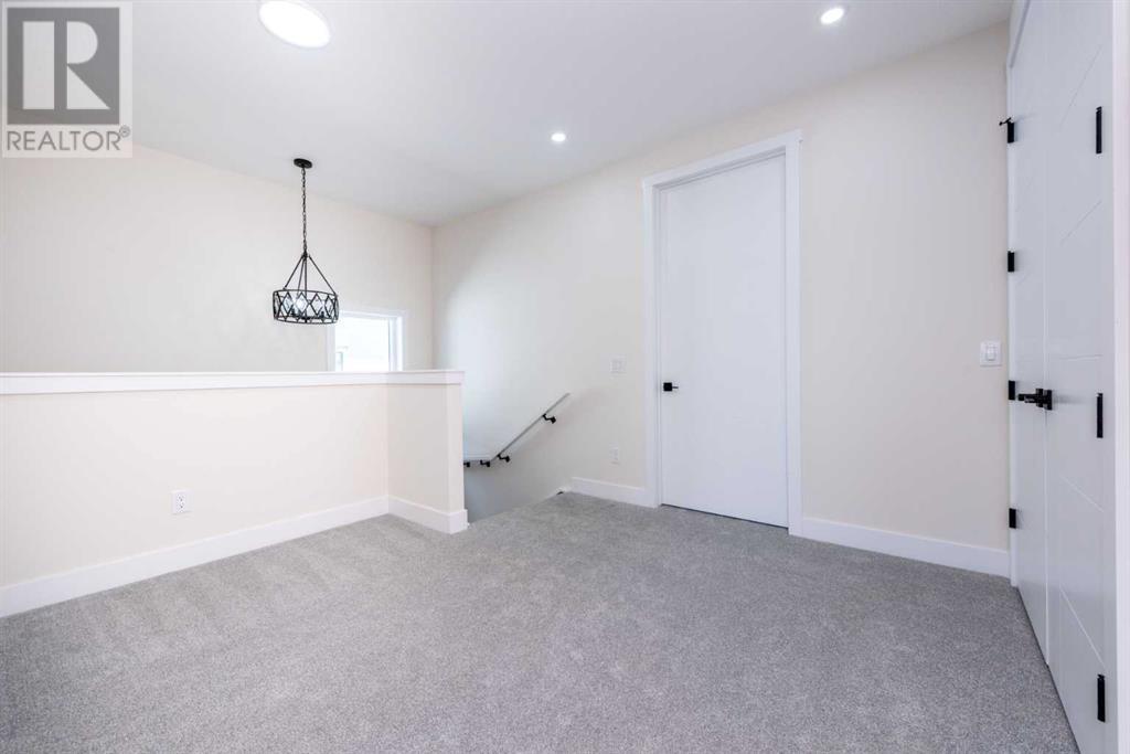 Single Family House for Sale in  Saddlelake Manor NE Saddle Ridge Calgary 