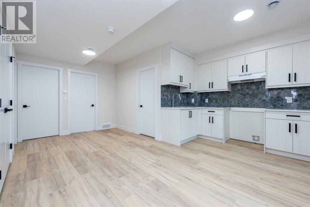Single Family House for Sale in  Saddlelake Manor NE Saddle Ridge Calgary 