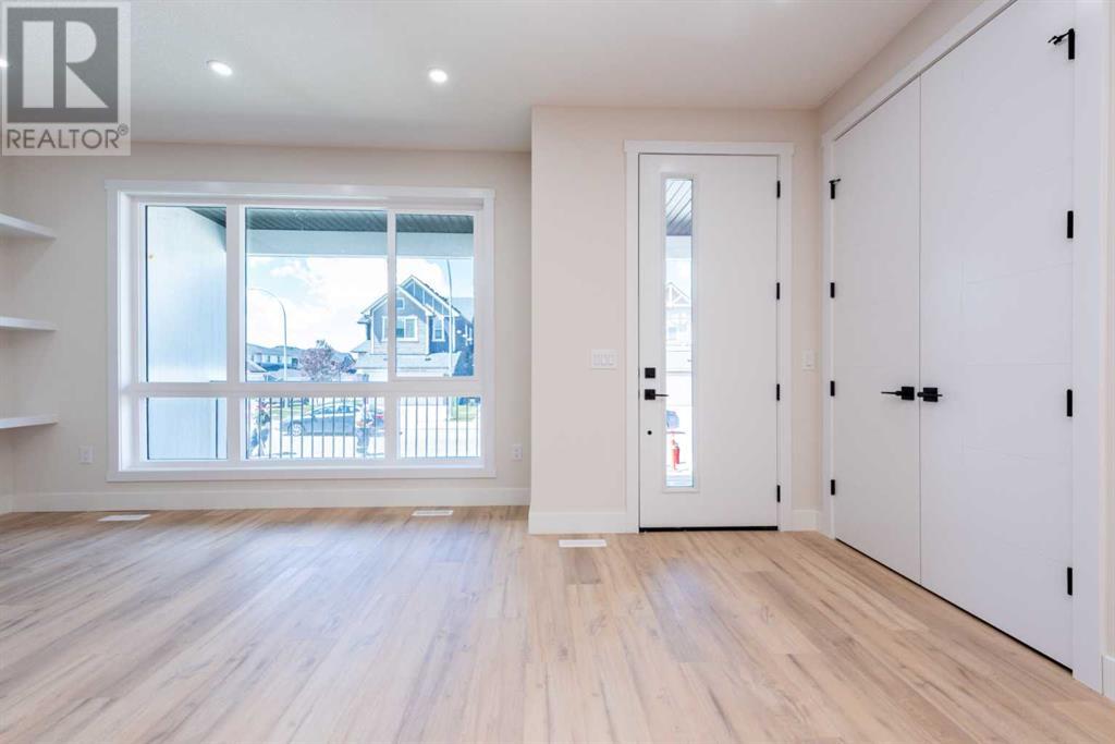 Single Family House for Sale in  Saddlelake Manor NE Saddle Ridge Calgary 