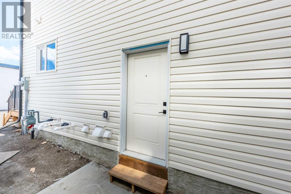 Single Family House for Sale in  Saddlelake Manor NE Saddle Ridge Calgary 