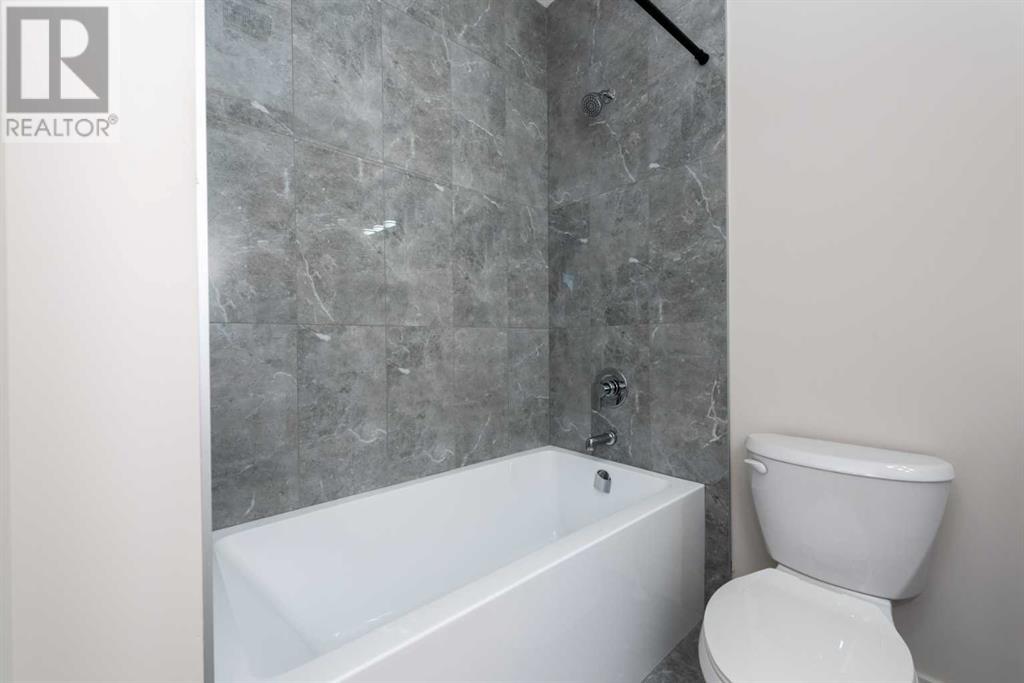 Single Family House for Sale in  Saddlelake Manor NE Saddle Ridge Calgary 