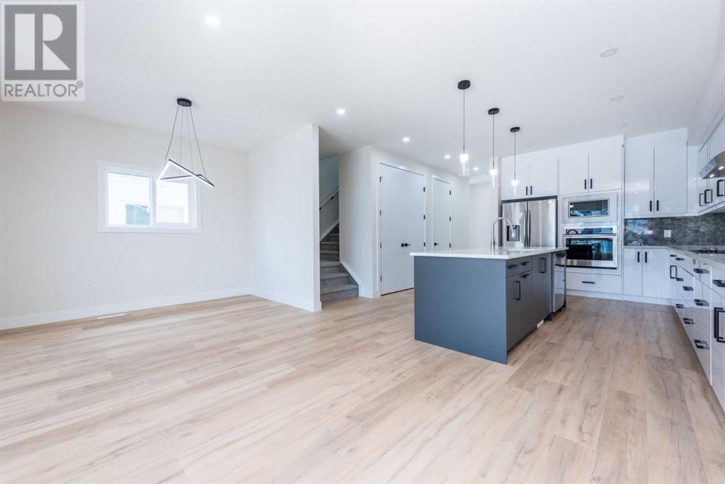 Single Family House for Sale in  Saddlelake Manor NE Saddle Ridge Calgary 