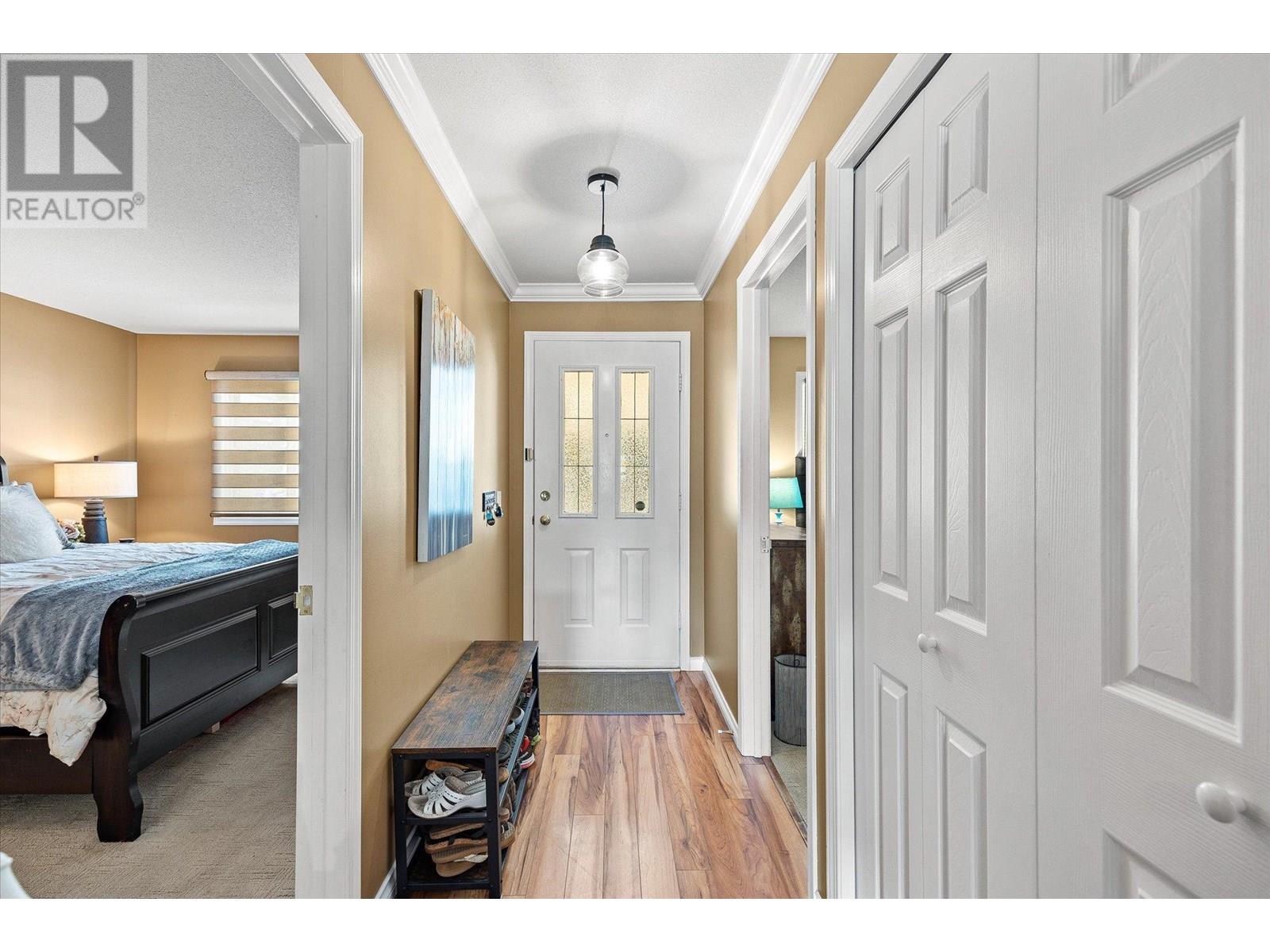 102 4630A Ponderosa Drive, Peachland